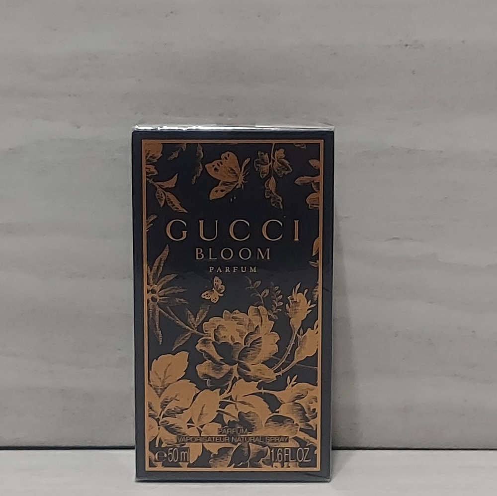 Gucci Bloom Parfum with Gold Floral Design
